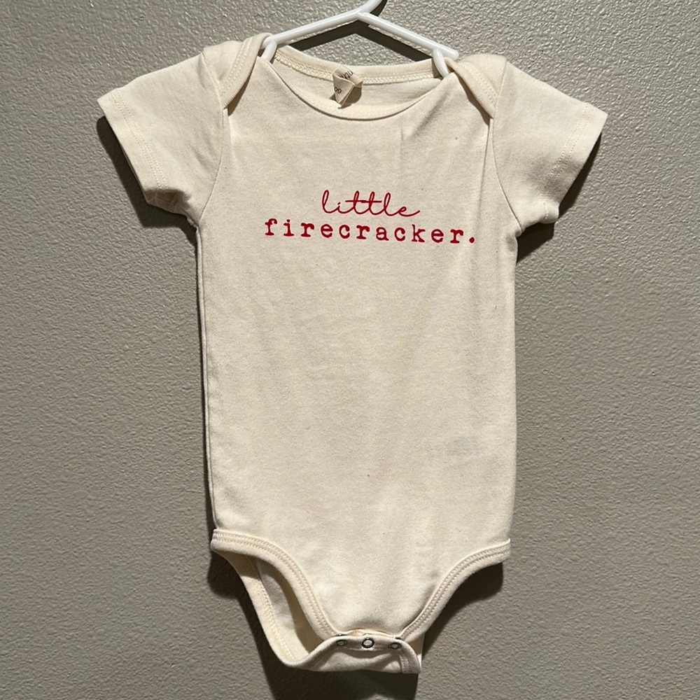 Tenth & Pine little firecracker bodysuit size: 6-12 months